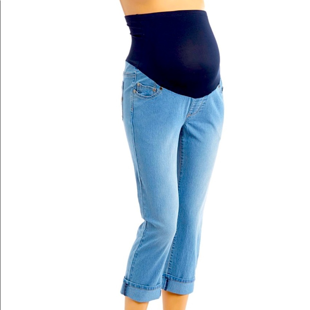 🎀 2X’s Host Pick 🎀 Over Belly Capri Jeans Maternity